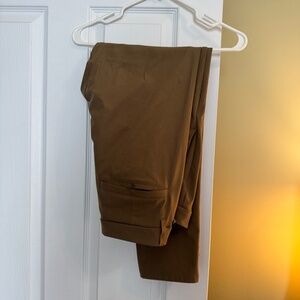 Lululemon ABC Pant Slim Warpstreme Slim Fit Straight Leg Artifact Tan Size 33